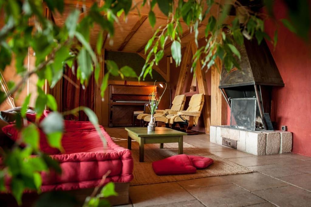 Вилла Le Nid Des Anges Saint-Andre-Lachamp Экстерьер фото